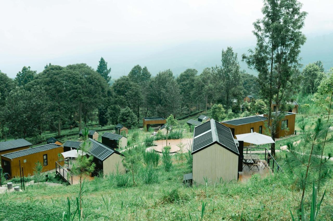 Bobocabin Gunung Mas, Puncak Tagalbato Exterior photo